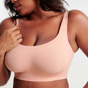 Evelyn Bobbie Wireless Scoop Bra